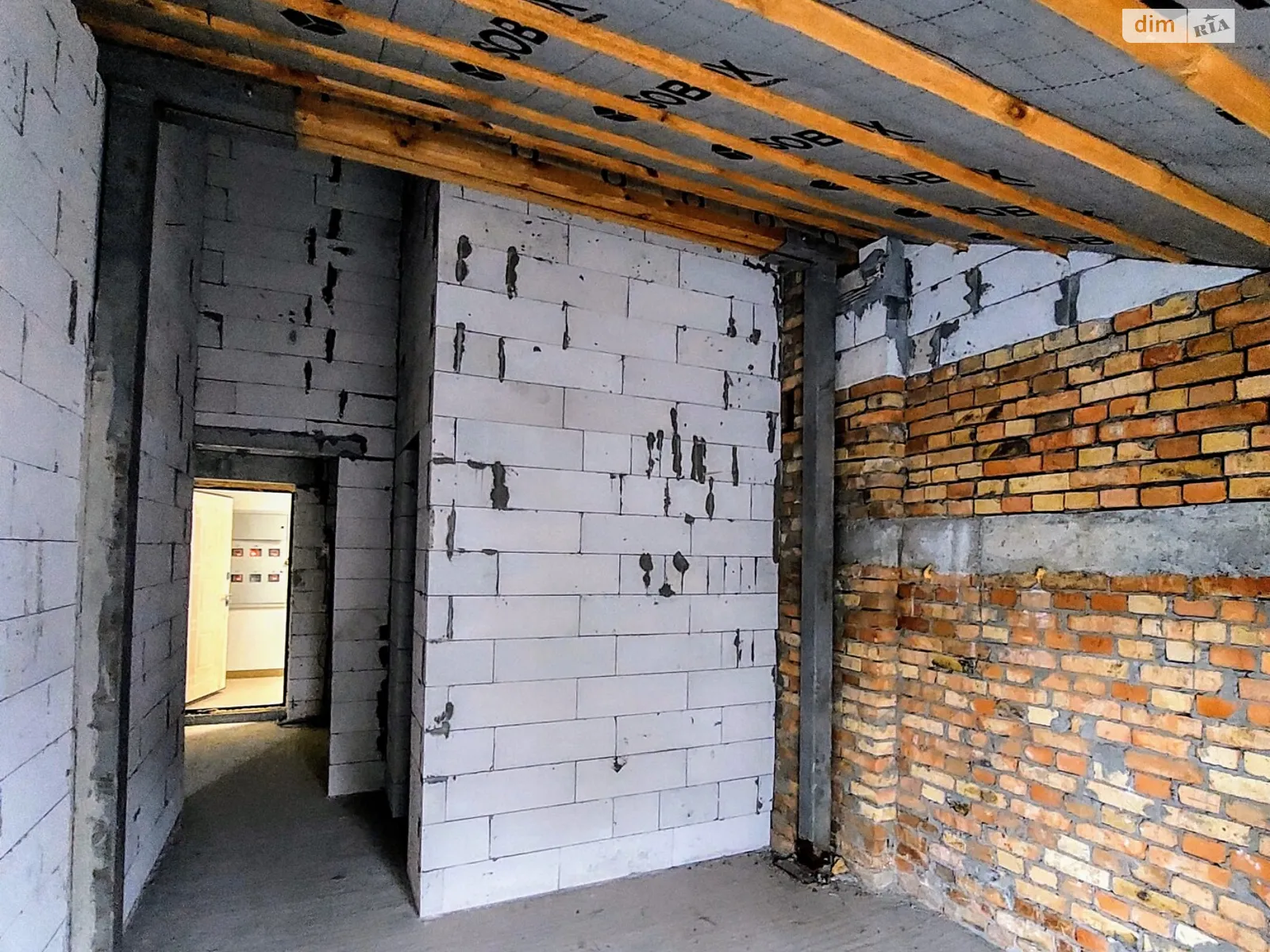 Продается 1-комнатная квартира 41.5 кв. м в Киеве, ул. Радистов, 24 - фото 1