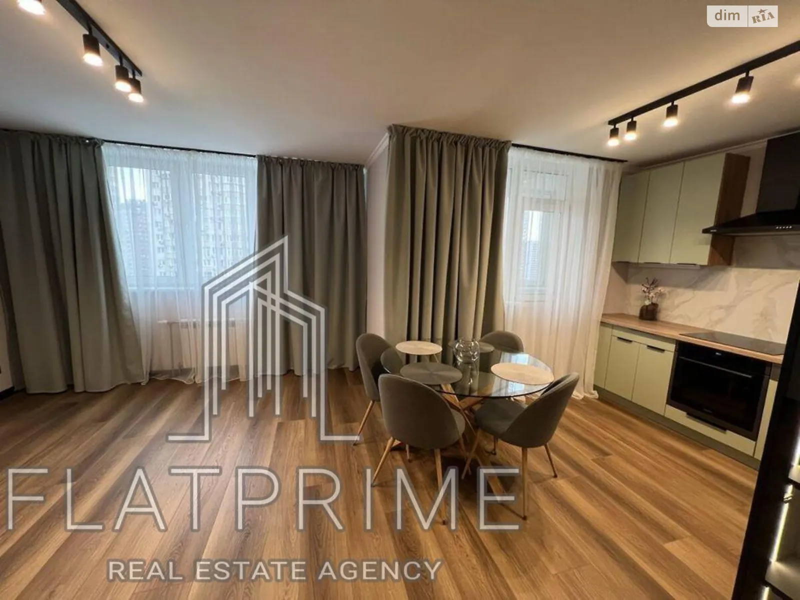 Продается 1-комнатная квартира 42 кв. м в Киеве, ул. Урловская, 23Б - фото 1
