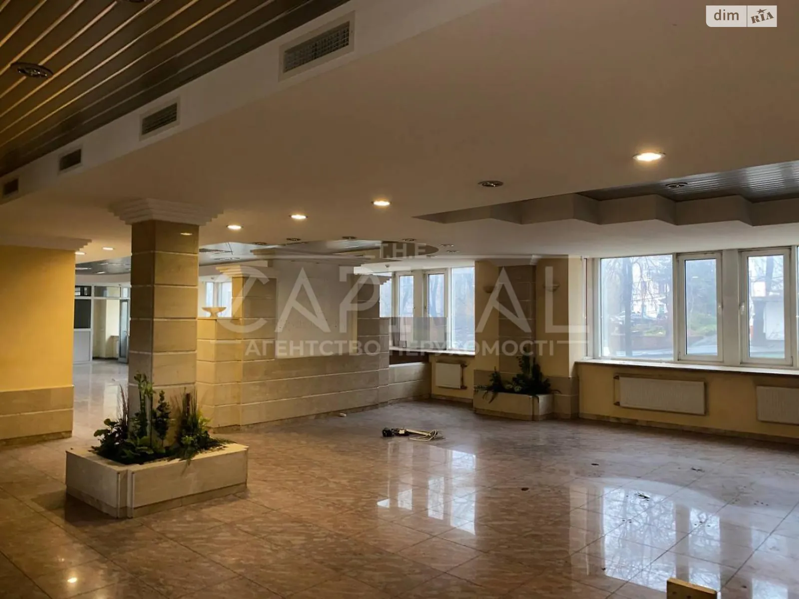 Здається в оренду офіс 1300 кв. м в бізнес-центрі, цена: 19500 $ - фото 1