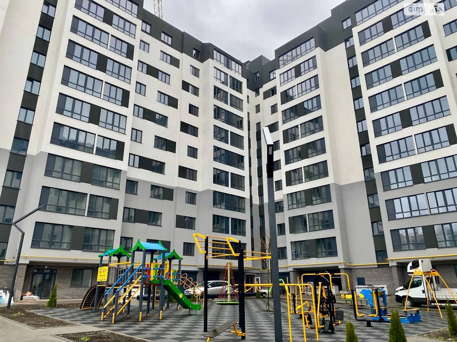 Продається 2-кімнатна квартира 64.3 кв. м у Хмельницькому, вул. Озерна - фото 1