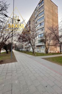 Продаж квартири, Луцьк, р‑н. 55 мікрорайон, Чорновола В'ячеслава вулиця, буд. 2