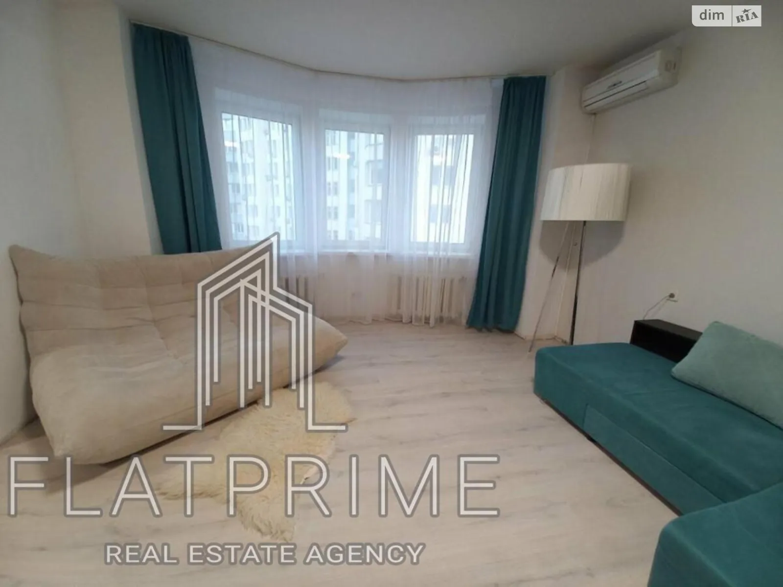 Продается 1-комнатная квартира 47 кв. м в Киеве, просп. Николая  Бажана, 14 - фото 1