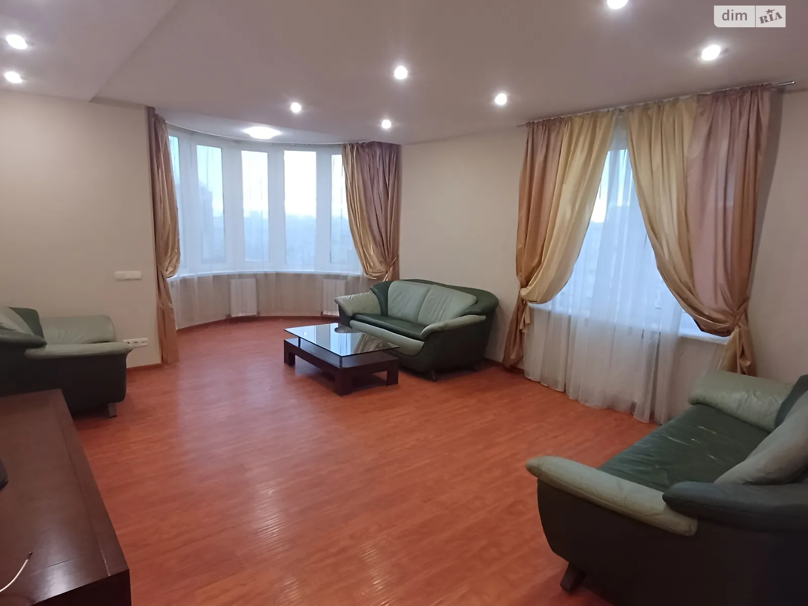 Сдается в аренду 5-комнатная квартира 258 кв. м в Киеве, ул. Освиты, 14А - фото 1