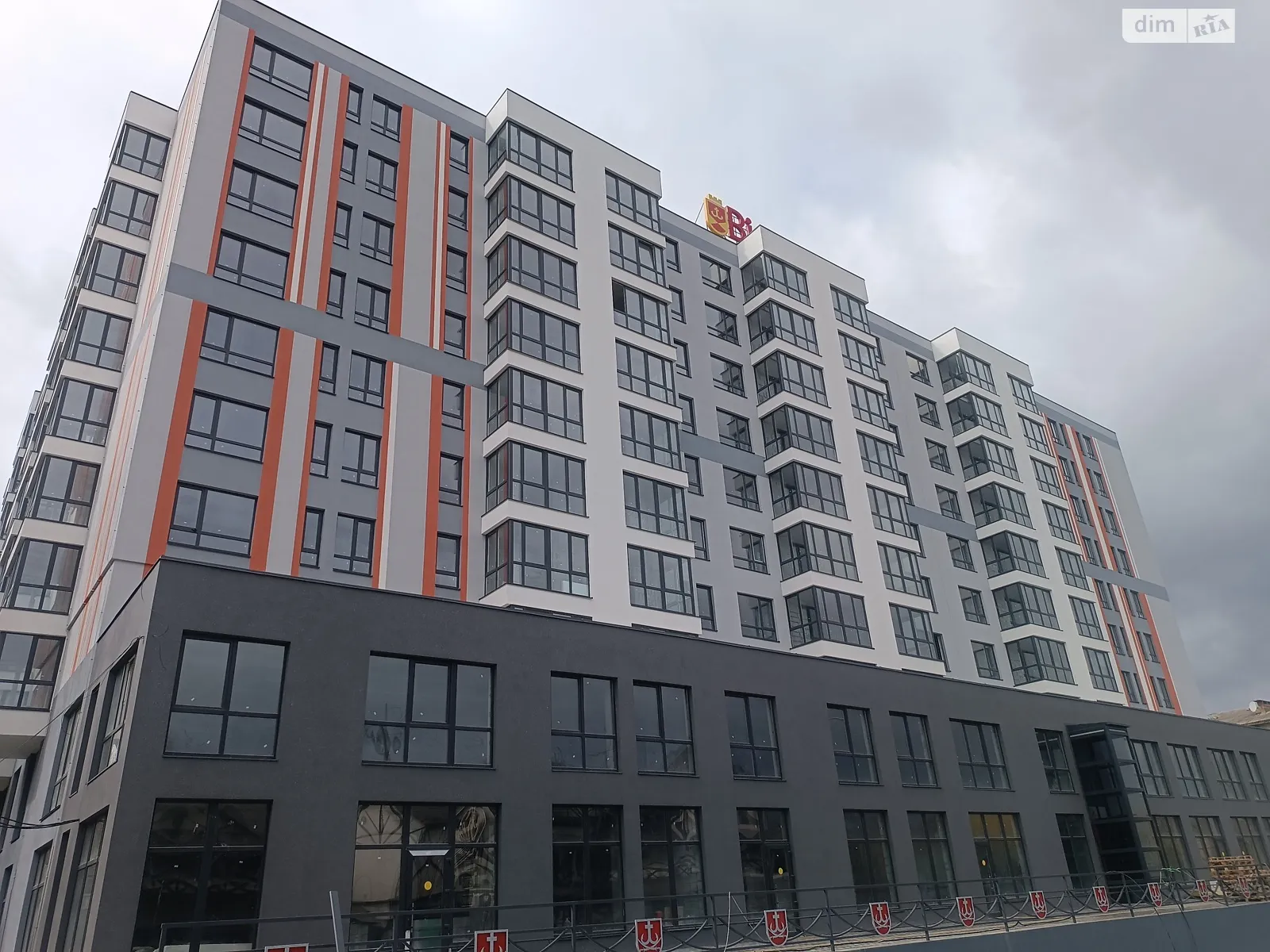 Продается 1-комнатная квартира 50.8 кв. м в Виннице, ул. Привокзальная, 30 - фото 1