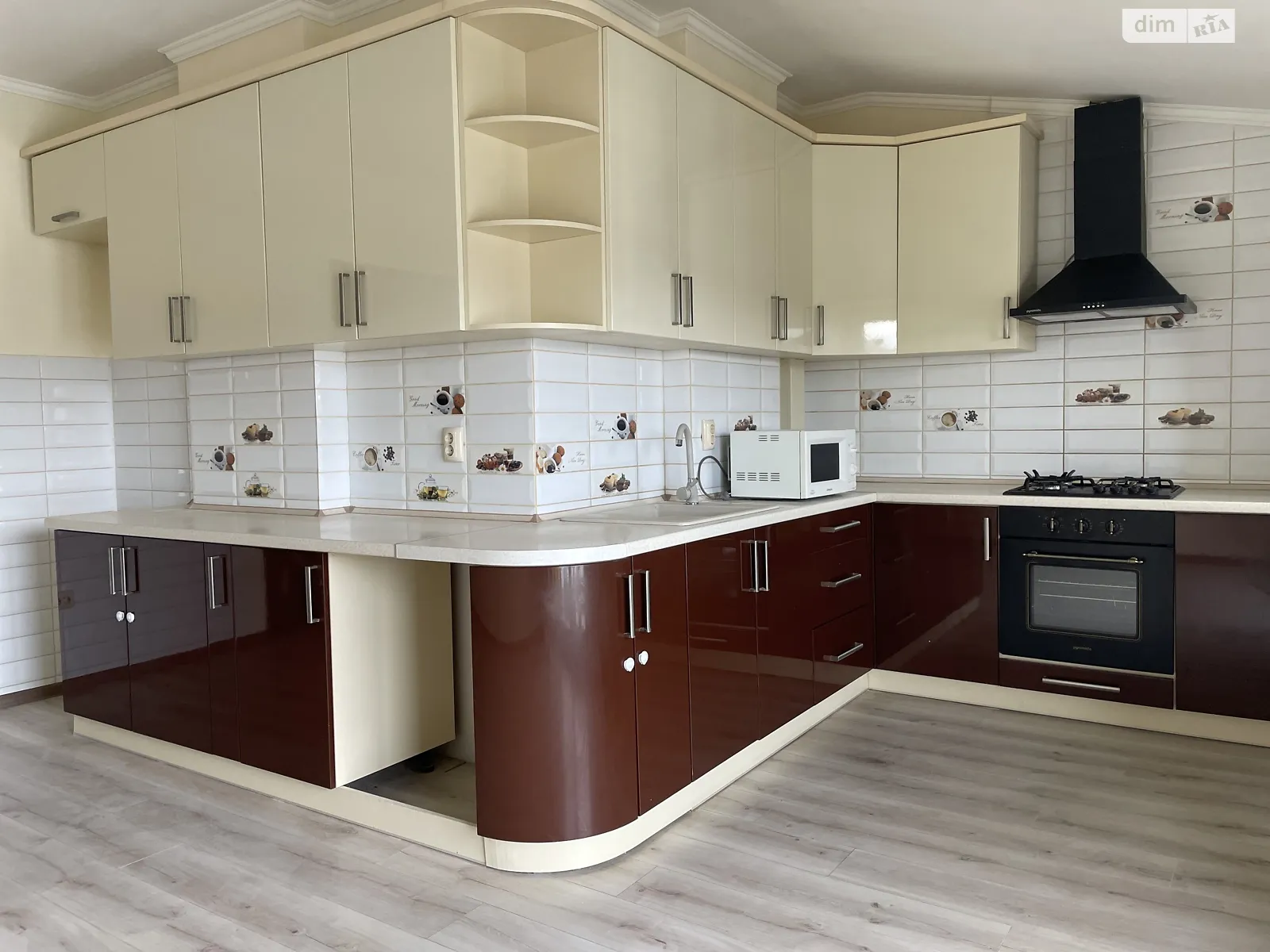 Продається 2-кімнатна квартира 70.4 кв. м у Івано-Франківську, цена: 75000 $ - фото 1