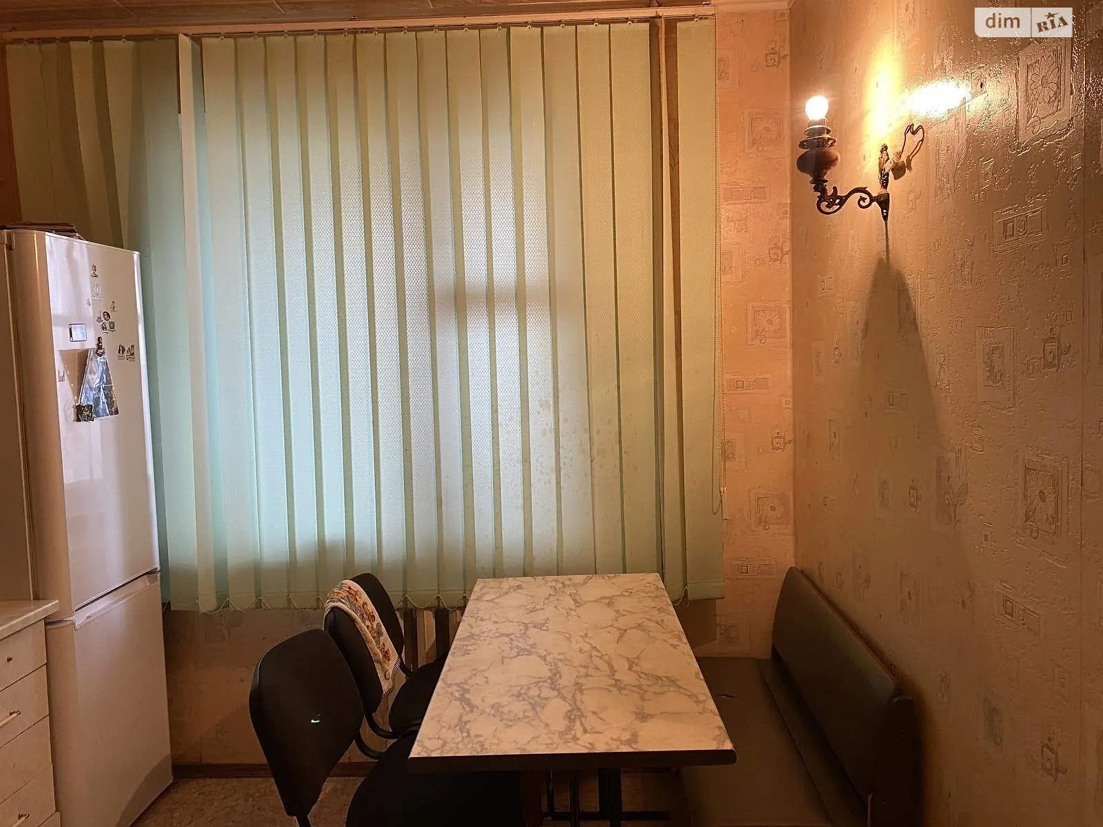 Продается 1-комнатная квартира 40 кв. м в Николаеве, ул. Лазурная - фото 1