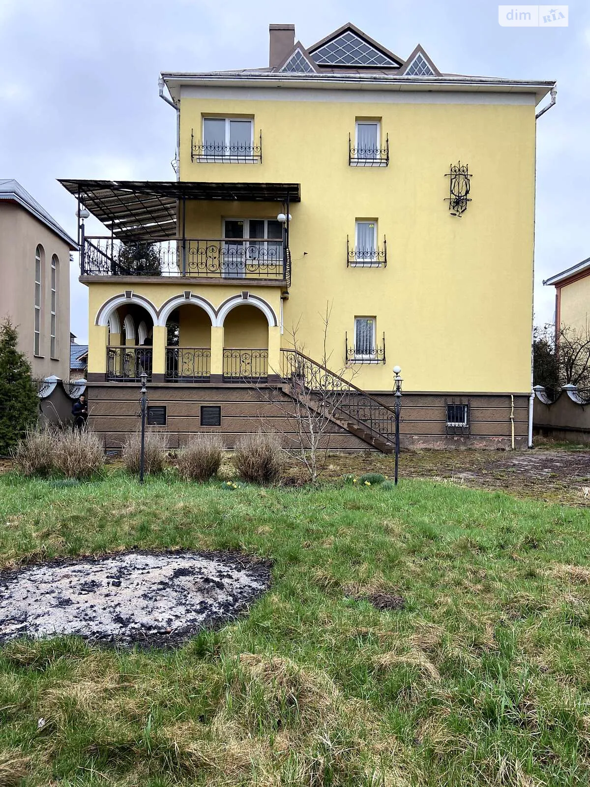 Продається будинок 3 поверховий 538 кв. м з верандою, цена: 160000 $ - фото 1