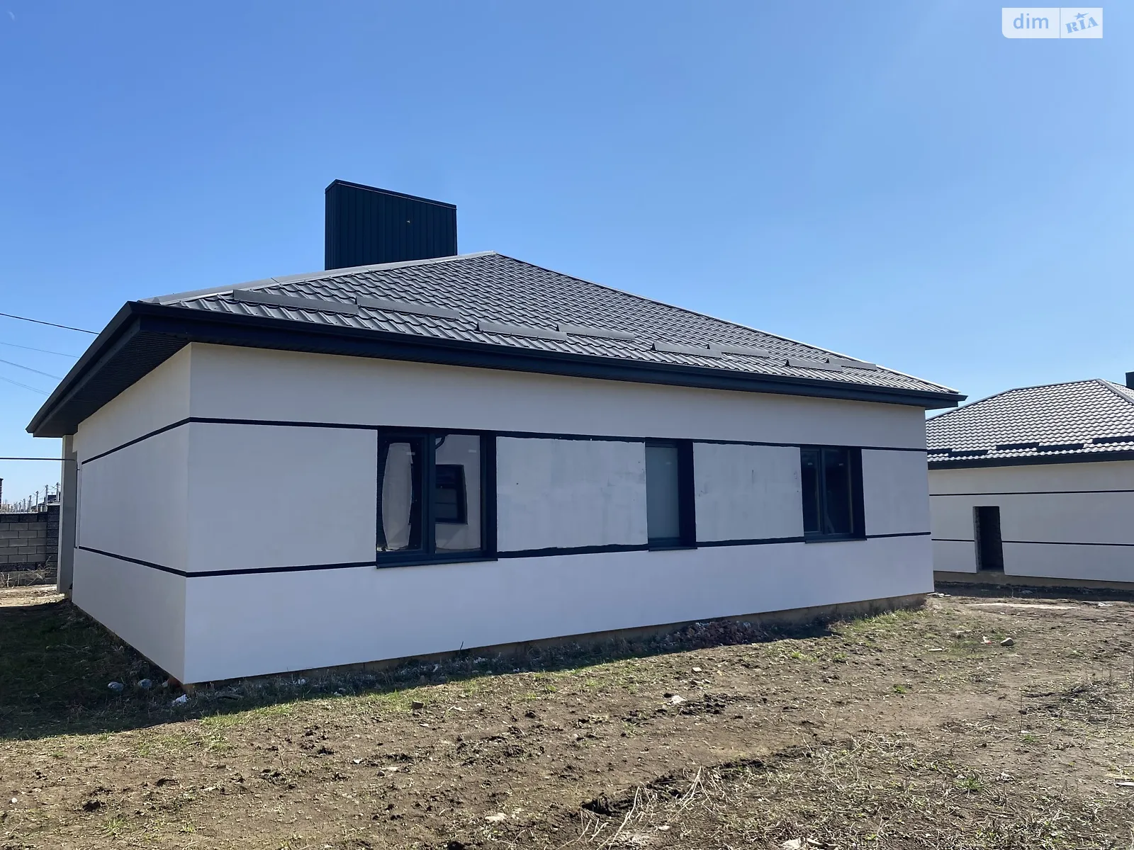 Продається одноповерховий будинок 105 кв. м с басейном, цена: 83000 $ - фото 1