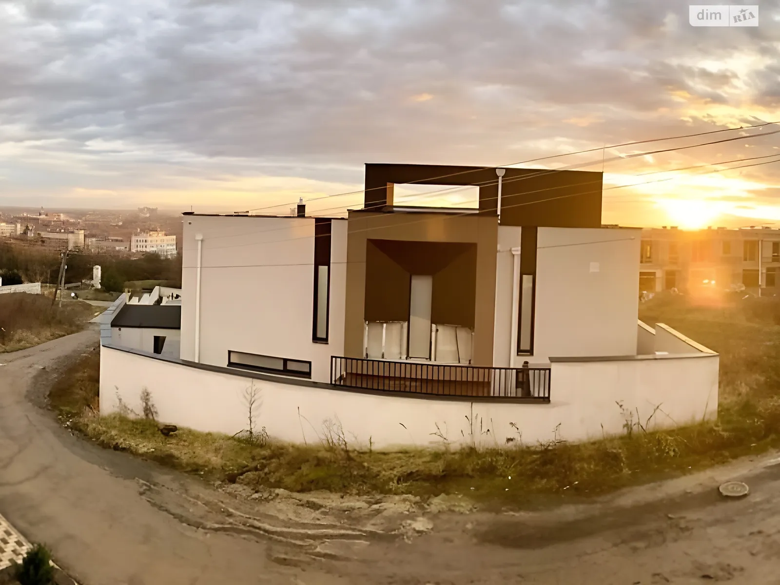 Продається будинок 2 поверховий 193 кв. м з меблями, цена: 200000 $ - фото 1