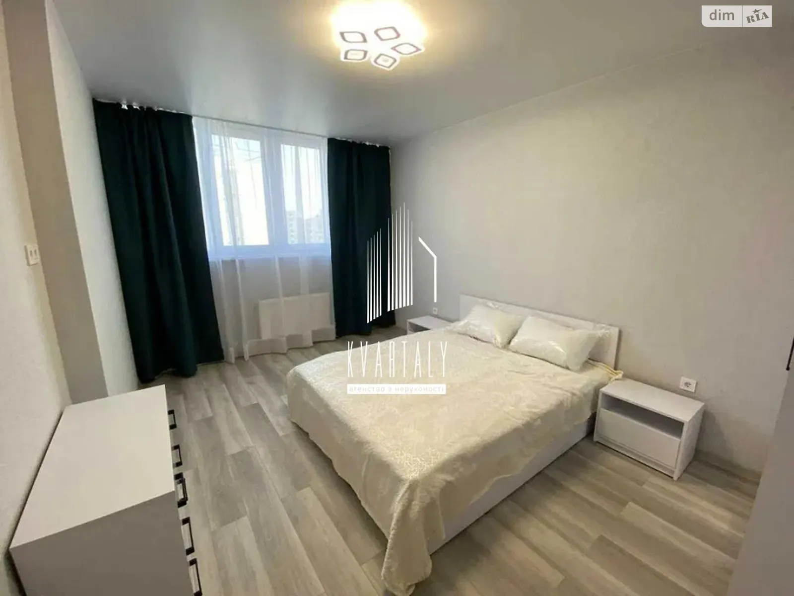 Продается 1-комнатная квартира 51 кв. м в Киеве, пер. Балтийский, 3А - фото 1