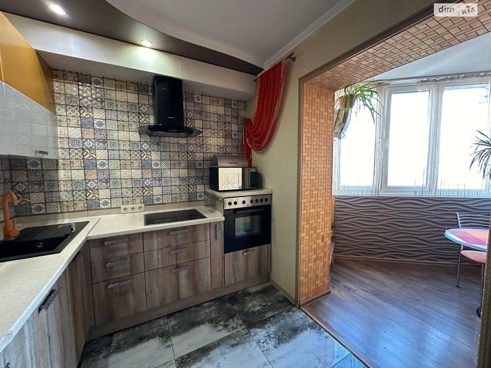 Продается 3-комнатная квартира 89 кв. м в Киеве, ул. Срибнокильская, 8 - фото 1