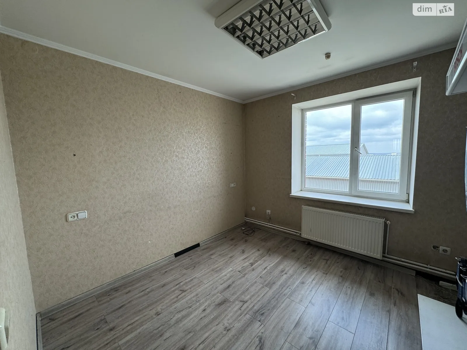 Здається в оренду офіс 15 кв. м в бізнес-центрі, цена: 3500 грн - фото 1