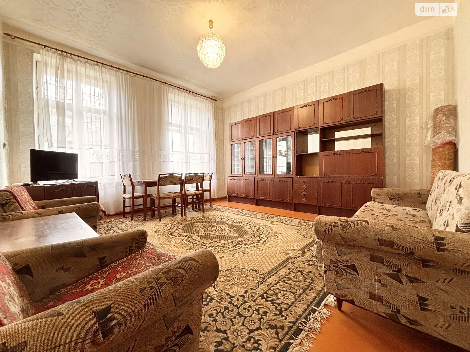Продается 3-комнатная квартира 74.8 кв. м в Днепре, ул. Семафорная, 3 - фото 1