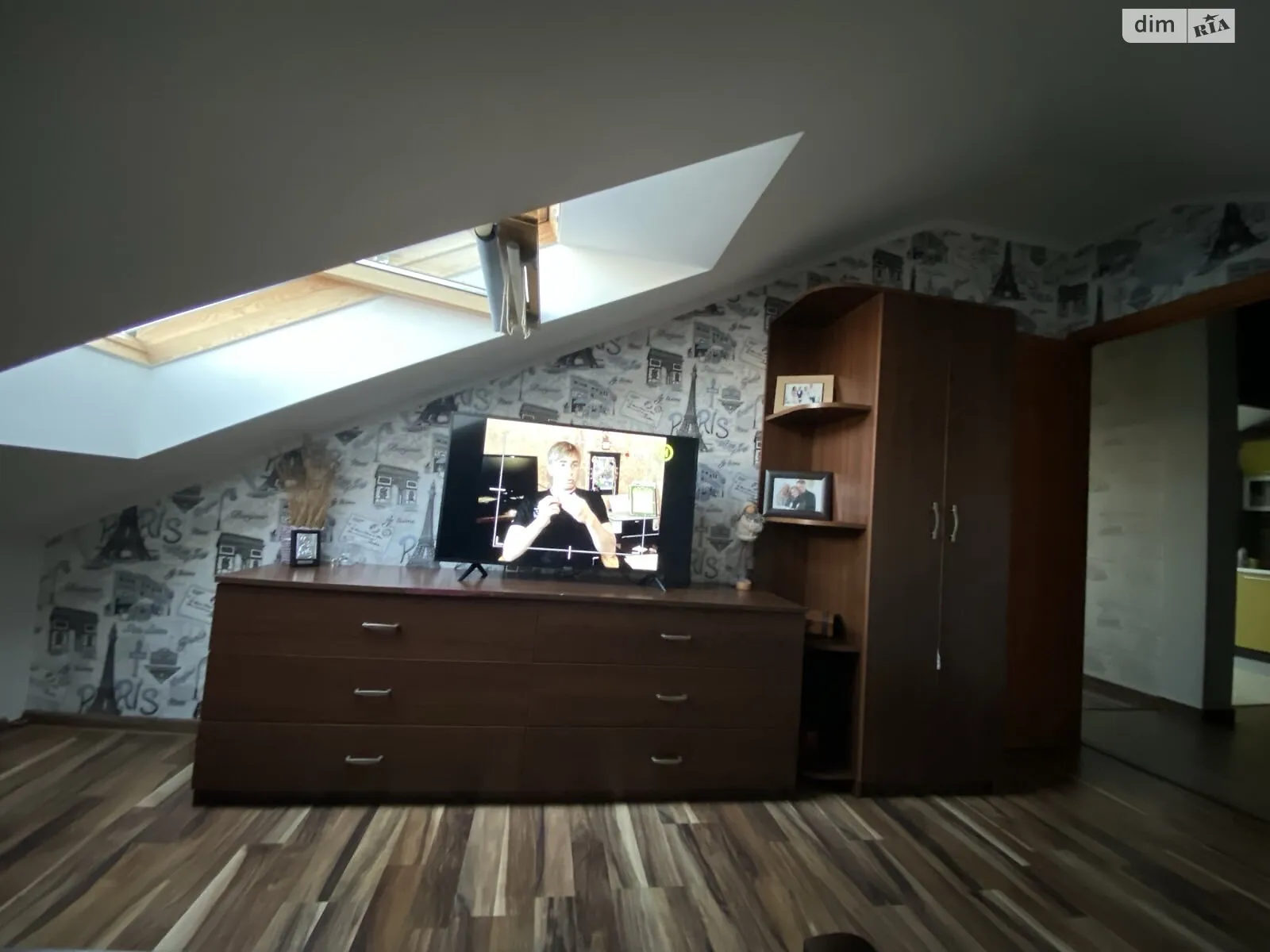 Продается 3-комнатная квартира 90 кв. м в Ужгороде, ул. Вишневая(Осипенко), 22 - фото 1