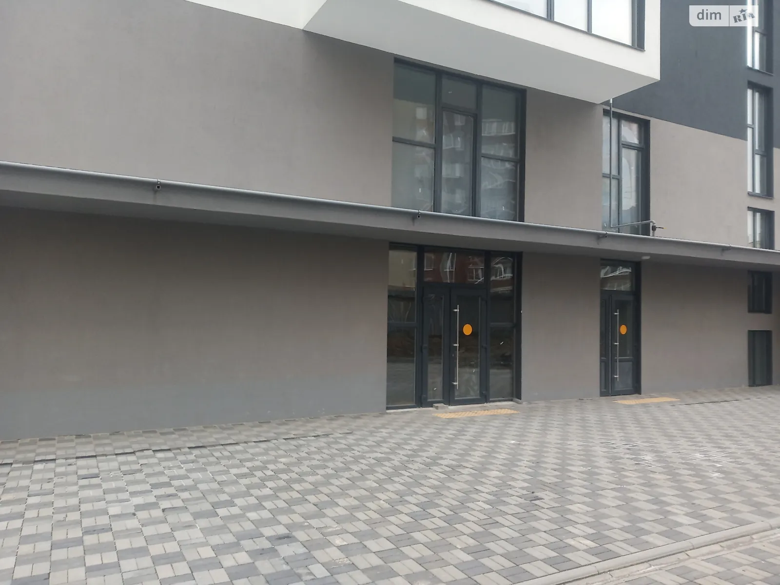 Продається приміщення вільного призначення 33.8 кв. м в 8-поверховій будівлі, цена: 30420 $ - фото 1