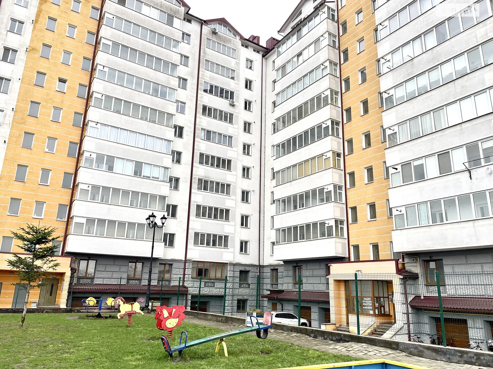 Продается 2-комнатная квартира 79.1 кв. м в Никитинцах, ул. Петра Маланюка(Декабристов), 58 - фото 1