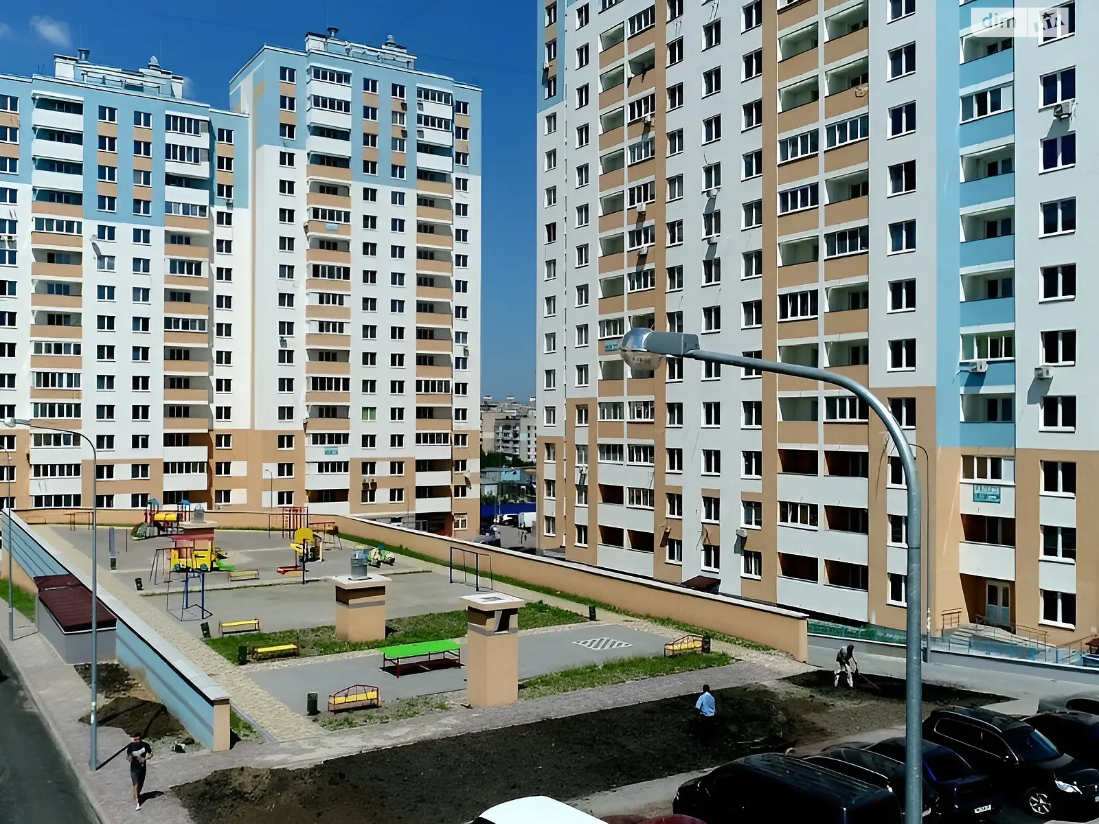 Продається 2-кімнатна квартира 74.2 кв. м у Києві, вул. Сергія Котенка, 28 - фото 1