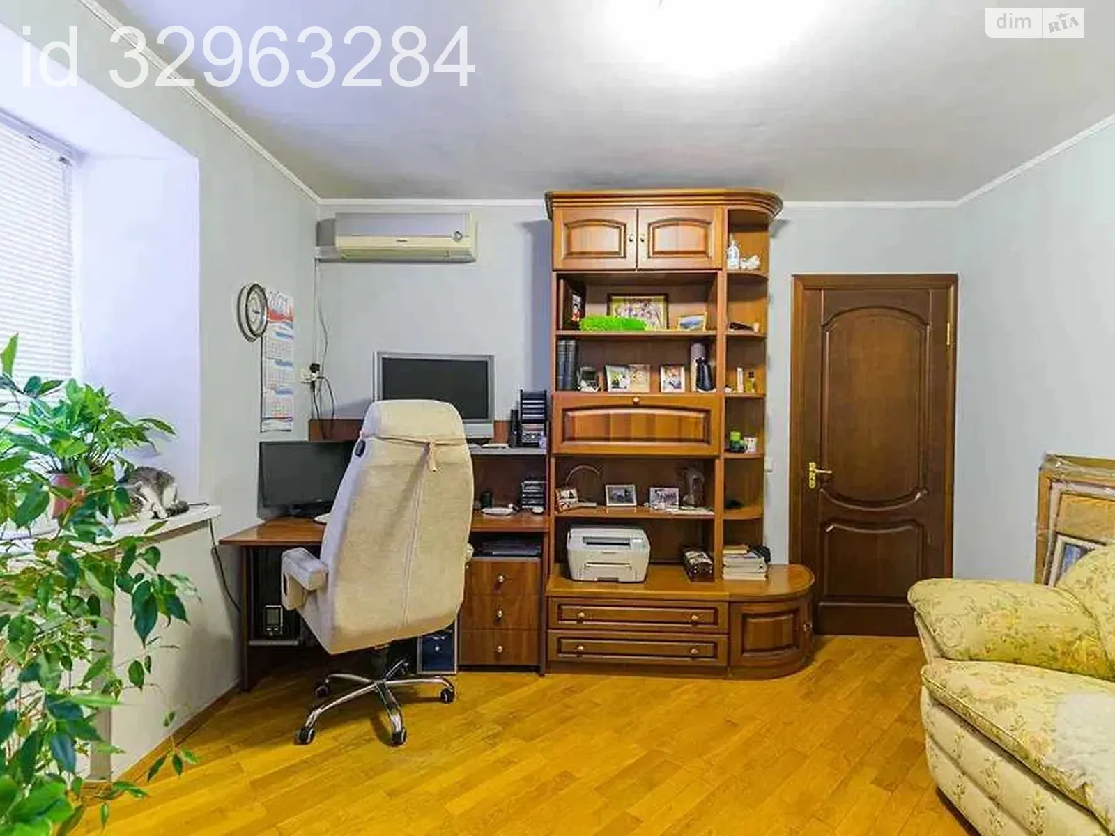 Продається 3-кімнатна квартира 72.2 кв. м у Києві, просп. Валерія Лобановського(Червонозоряний), 128 - фото 1