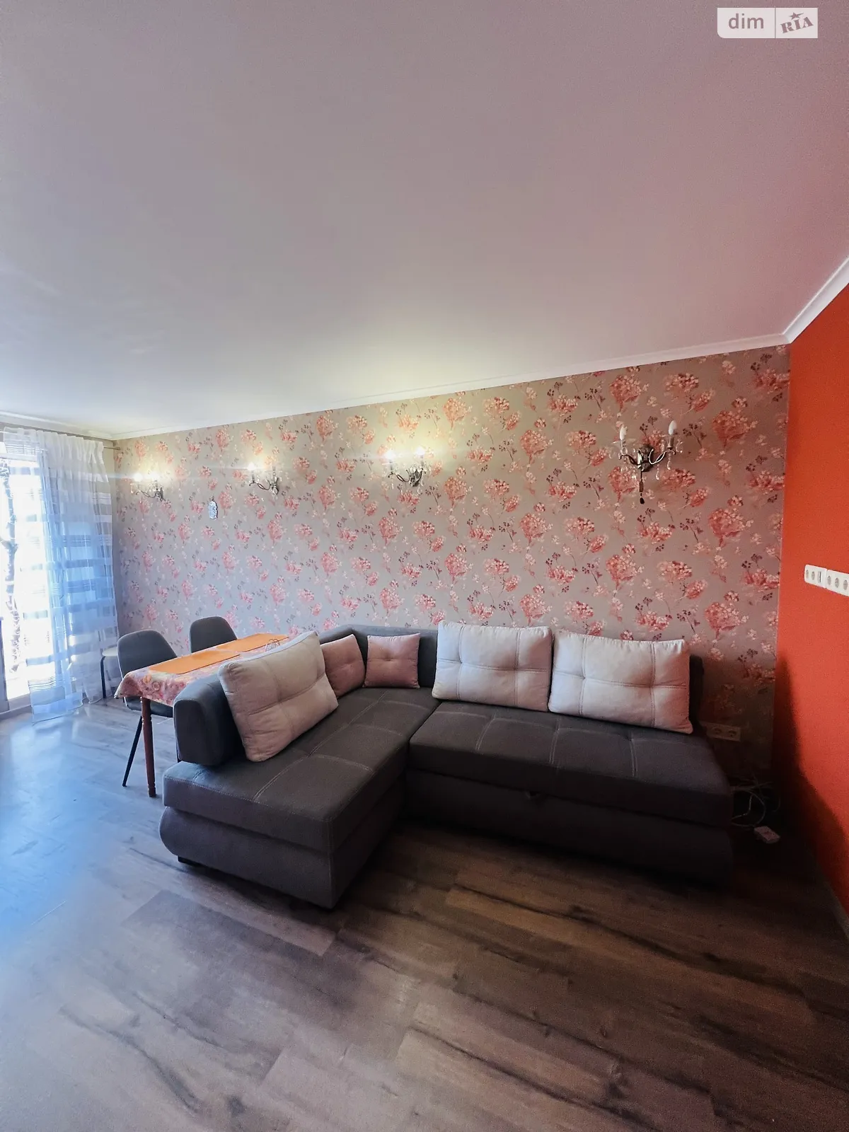 Продается 1-комнатная квартира 46 кв. м в Харькове, ул. Зерновая, 6/8 - фото 1