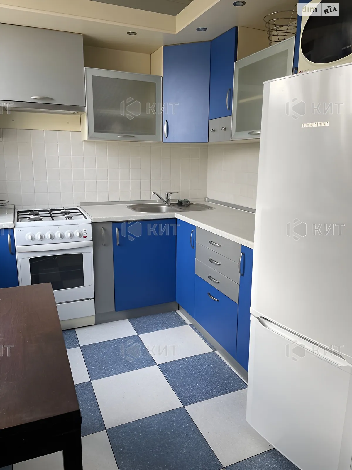 Продается 3-комнатная квартира 66 кв. м в Харькове, цена: 60000 $ - фото 1