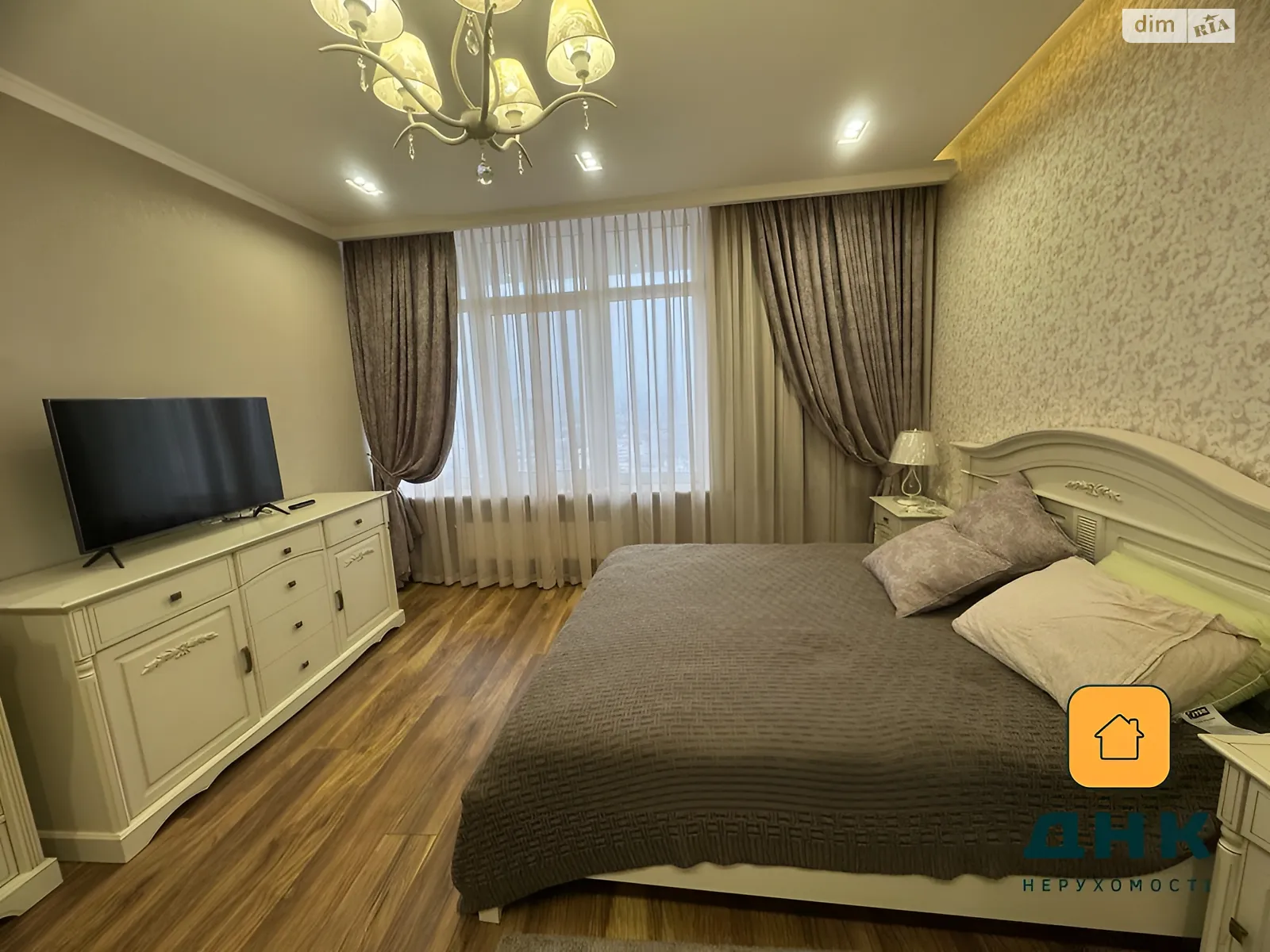 Продается 1-комнатная квартира 25 кв. м в Одессе, ул. Валерия Самофалова, 16А/3 - фото 1
