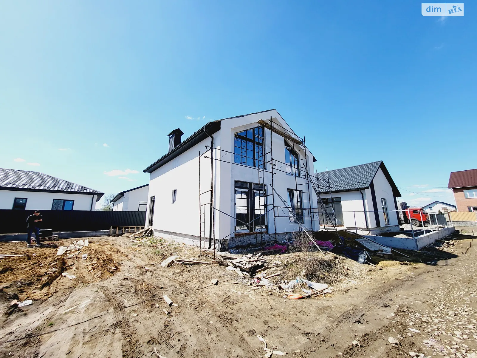 Продается дом на 2 этажа 125 кв. м с участком, цена: 85000 $ - фото 1