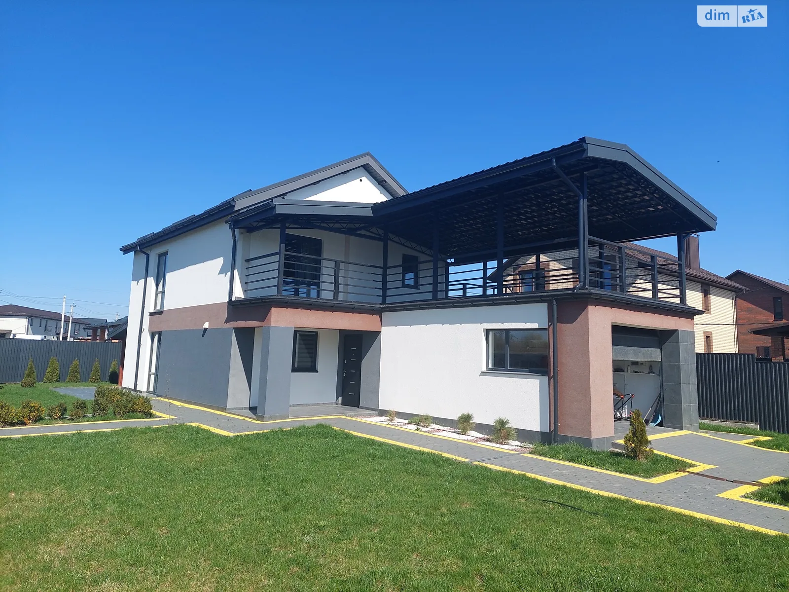 Продается дом на 2 этажа 150.4 кв. м с камином, цена: 182000 $ - фото 1