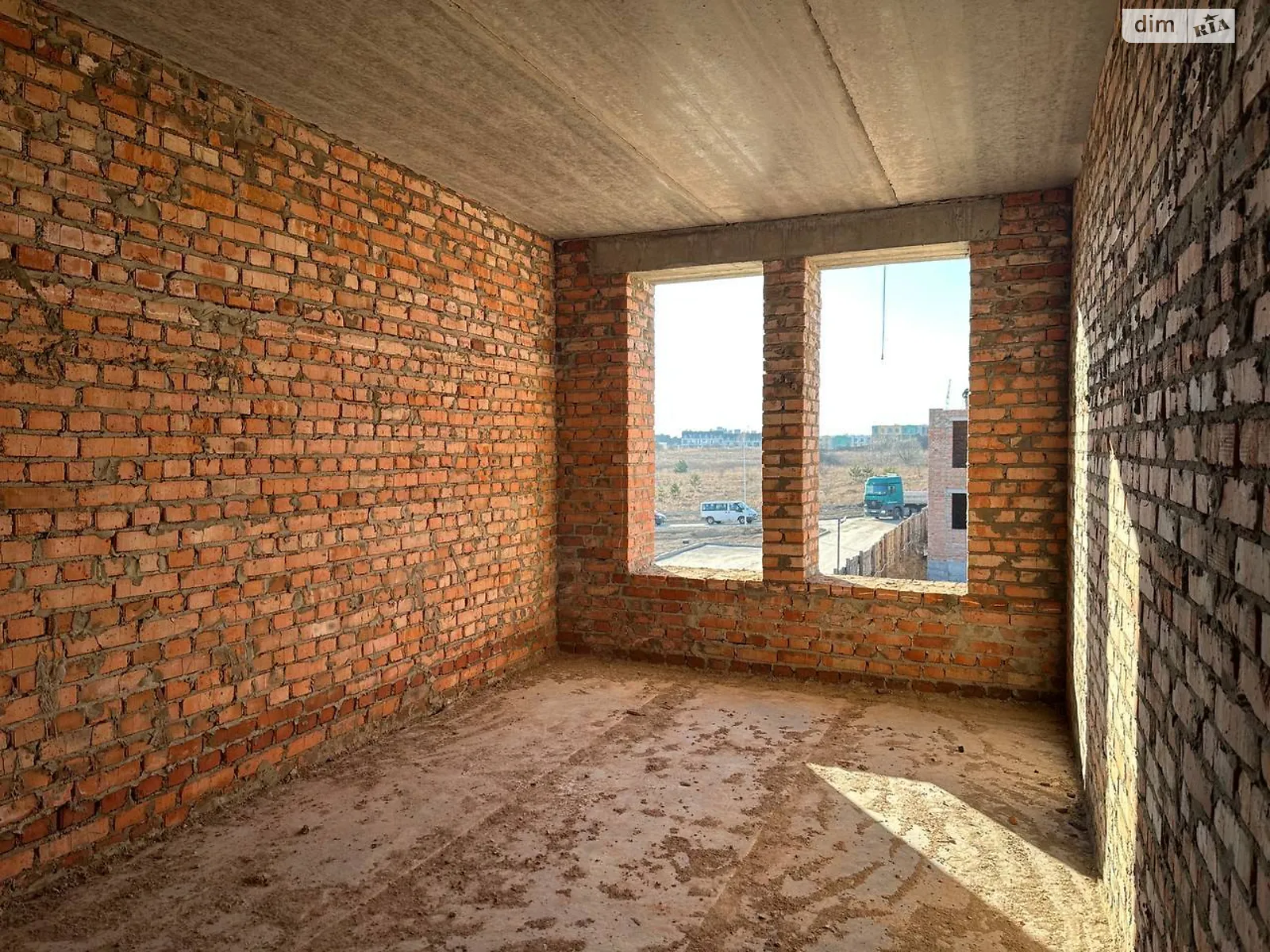 Продается 1-комнатная квартира 41.26 кв. м в Ровно, ул. Березовая, 2 - фото 1