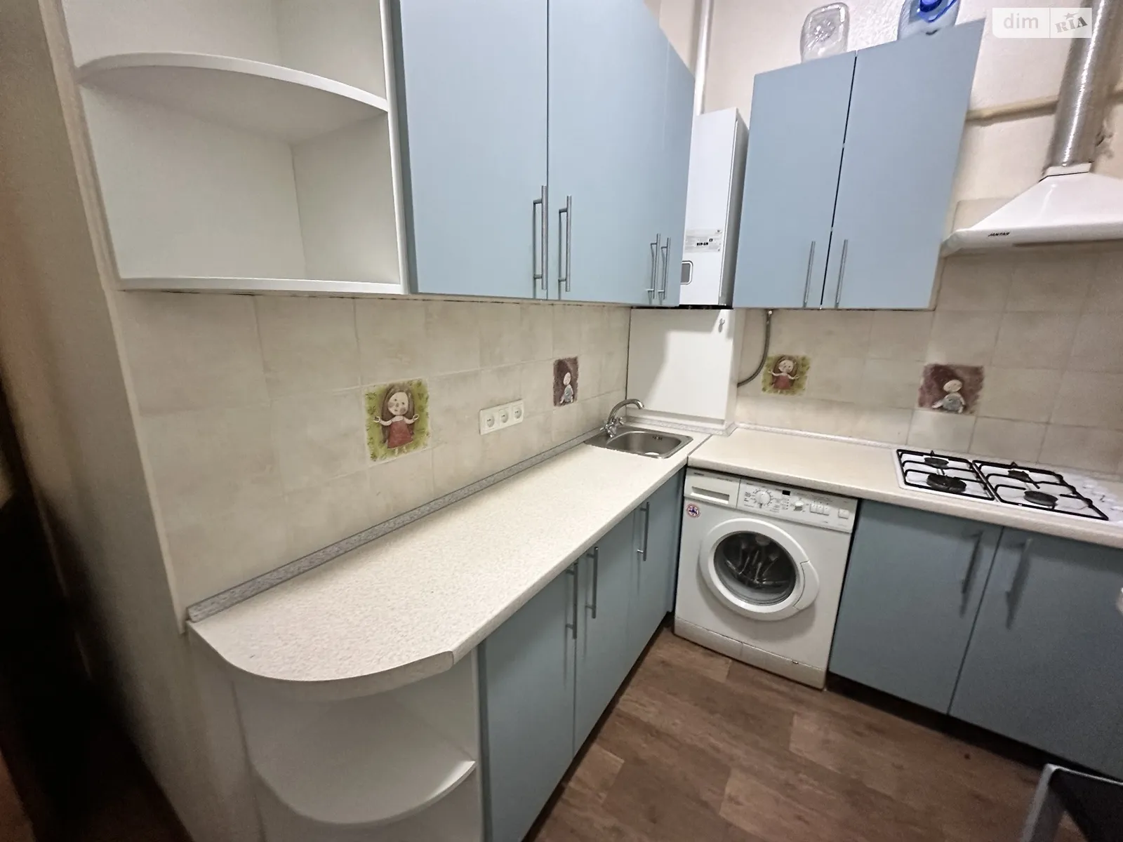 Продается 2-комнатная квартира 37.8 кв. м в Одессе, ул. Базарная, 26 - фото 1