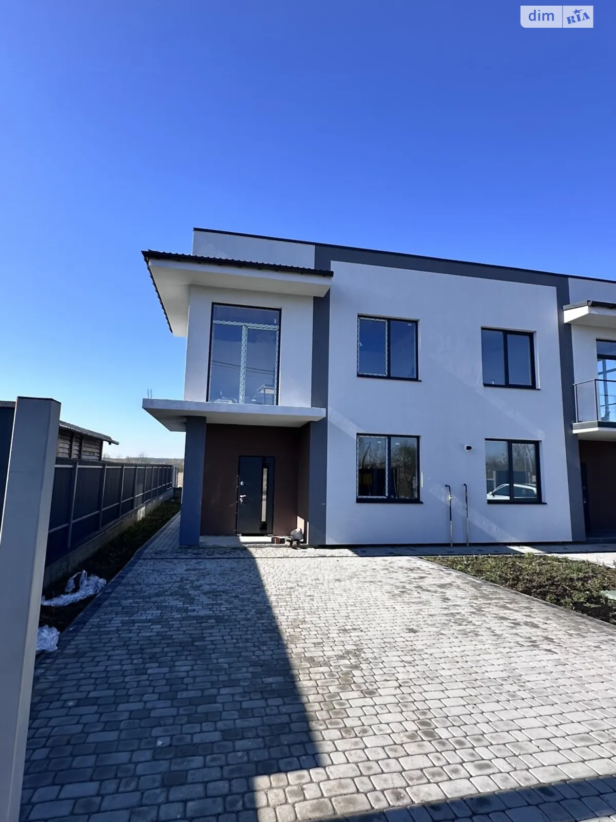 Продається будинок 2 поверховий 125 кв. м с басейном, цена: 150000 $ - фото 1