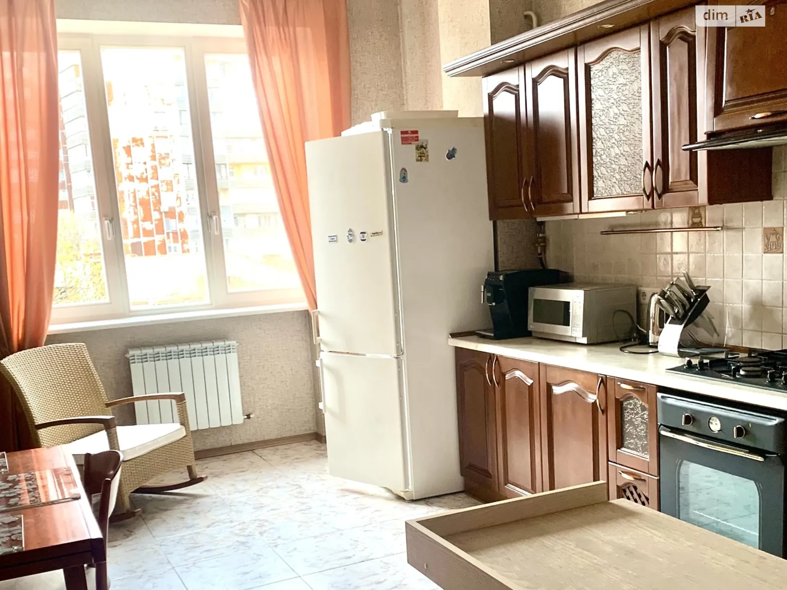 Здається в оренду 3-кімнатна квартира 120 кв. м у Одесі, вул. Довженка, 2 - фото 1