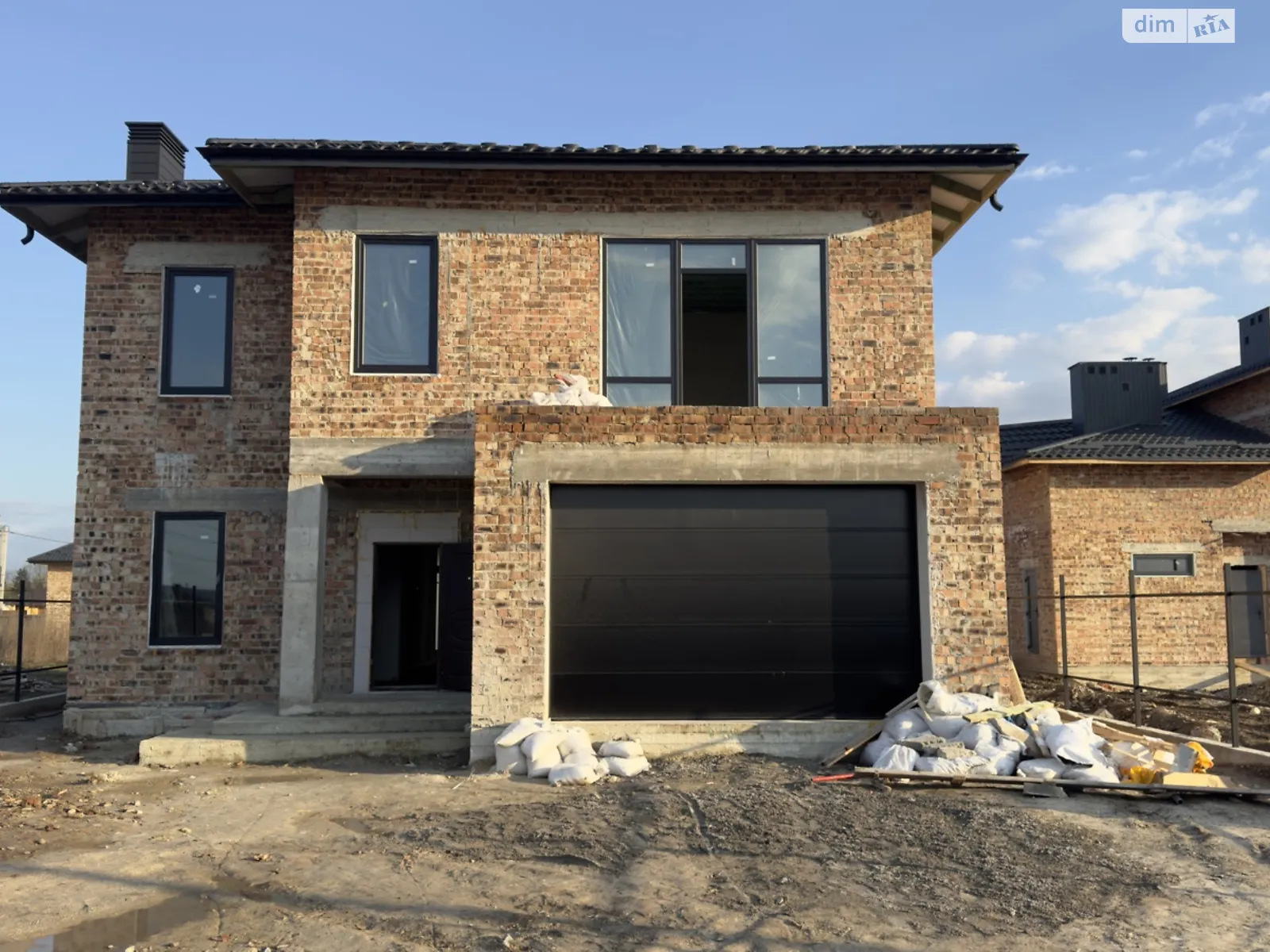 Продається будинок 2 поверховий 280 кв. м з верандою, цена: 180000 $ - фото 1