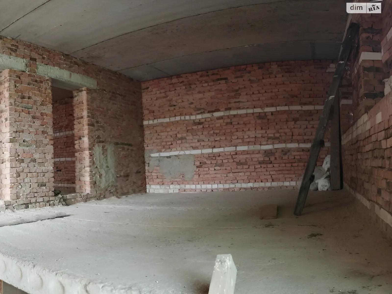 Продается дом на 2 этажа 160 кв. м с террасой, цена: 17500 $ - фото 1