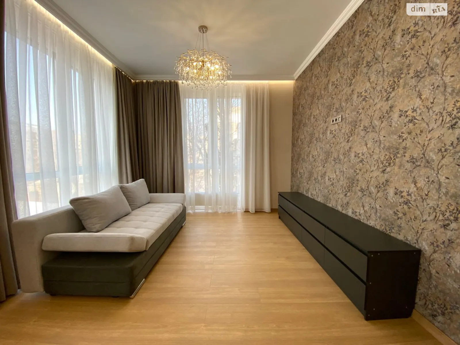 Здається в оренду 1-кімнатна квартира 55 кв. м у Дніпрі, цена: 750 $ - фото 1