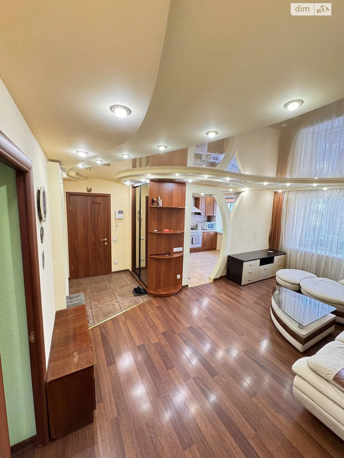 Продається 4-кімнатна квартира 75.1 кв. м у Кременчуку, просп. Лесі Українки(50 років Жовтня) - фото 1
