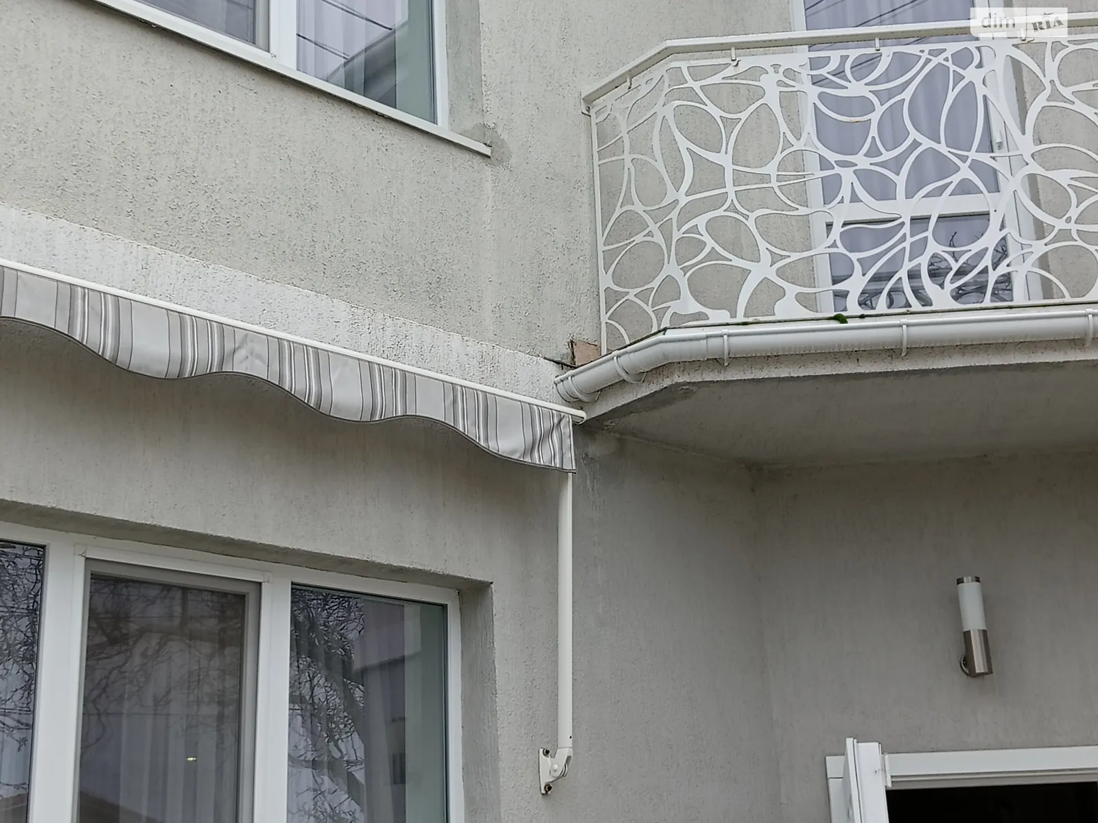 Продается дом на 2 этажа 140 кв. м с террасой, цена: 220000 $ - фото 1