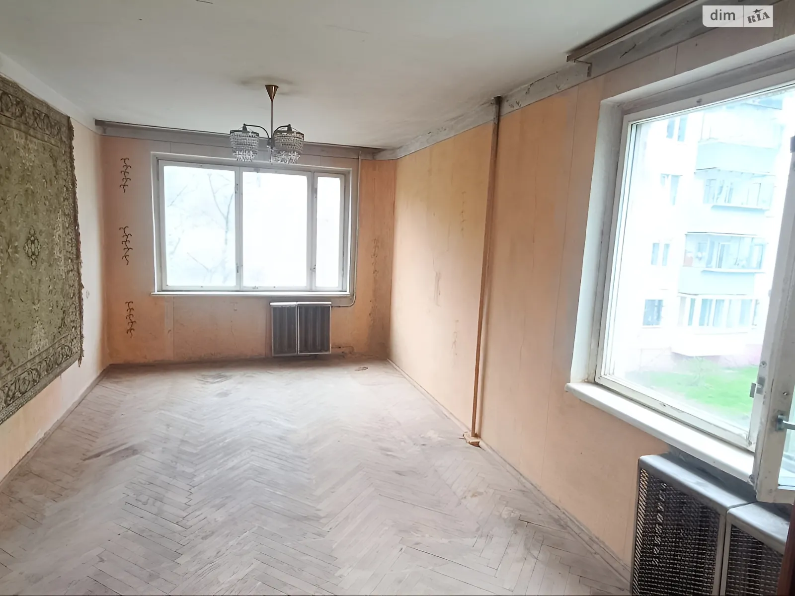 Продается 3-комнатная квартира 56 кв. м в Львове, ул. Научная, 106 - фото 1