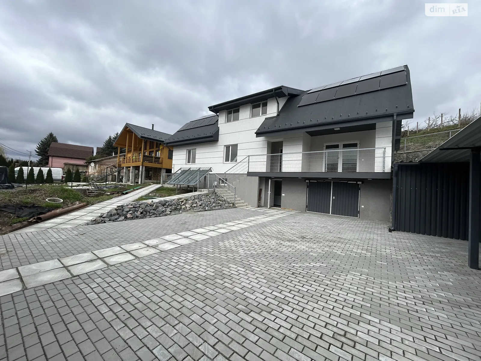 Продається будинок 3 поверховий 300 кв. м з балконом, цена: 239999 $ - фото 1