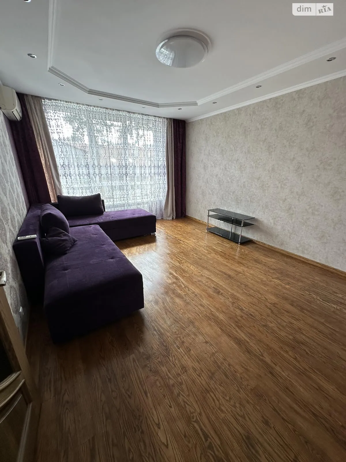 Продается 1-комнатная квартира 40.4 кв. м в Ирпене, ул. Литературная(Чехова), 6Ж - фото 1