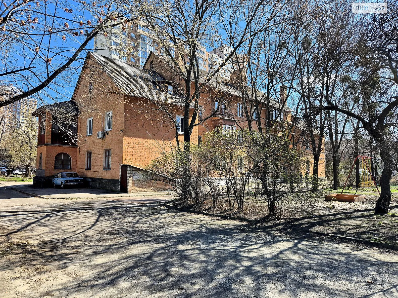 Продается 3-комнатная квартира 66 кв. м в Киеве, ул. Юрия Поправки(Николая Лебедева), 13 - фото 1
