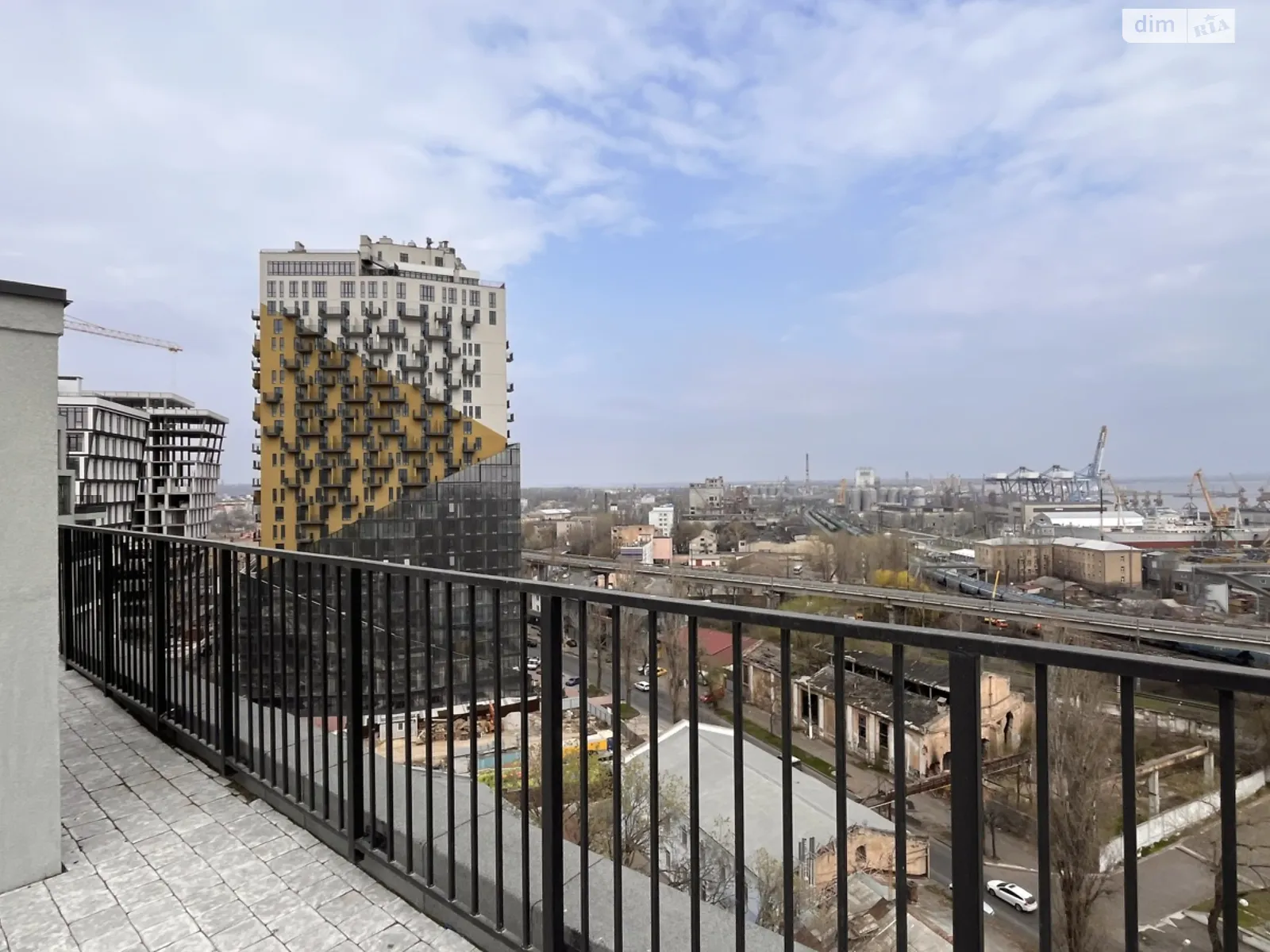 Продается 2-комнатная квартира 134 кв. м в Одессе, ул. Софиевская - фото 1