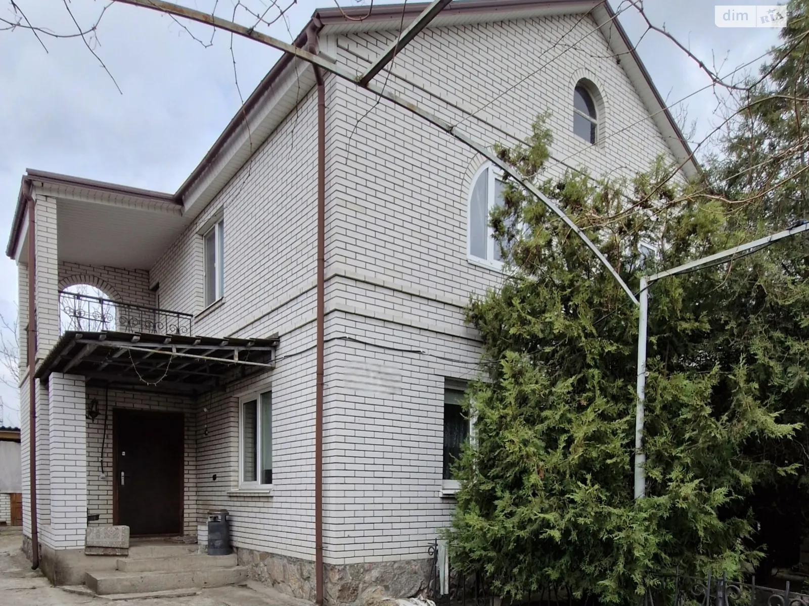Продается дом на 2 этажа 130.6 кв. м с баней/сауной, цена: 79000 $ - фото 1