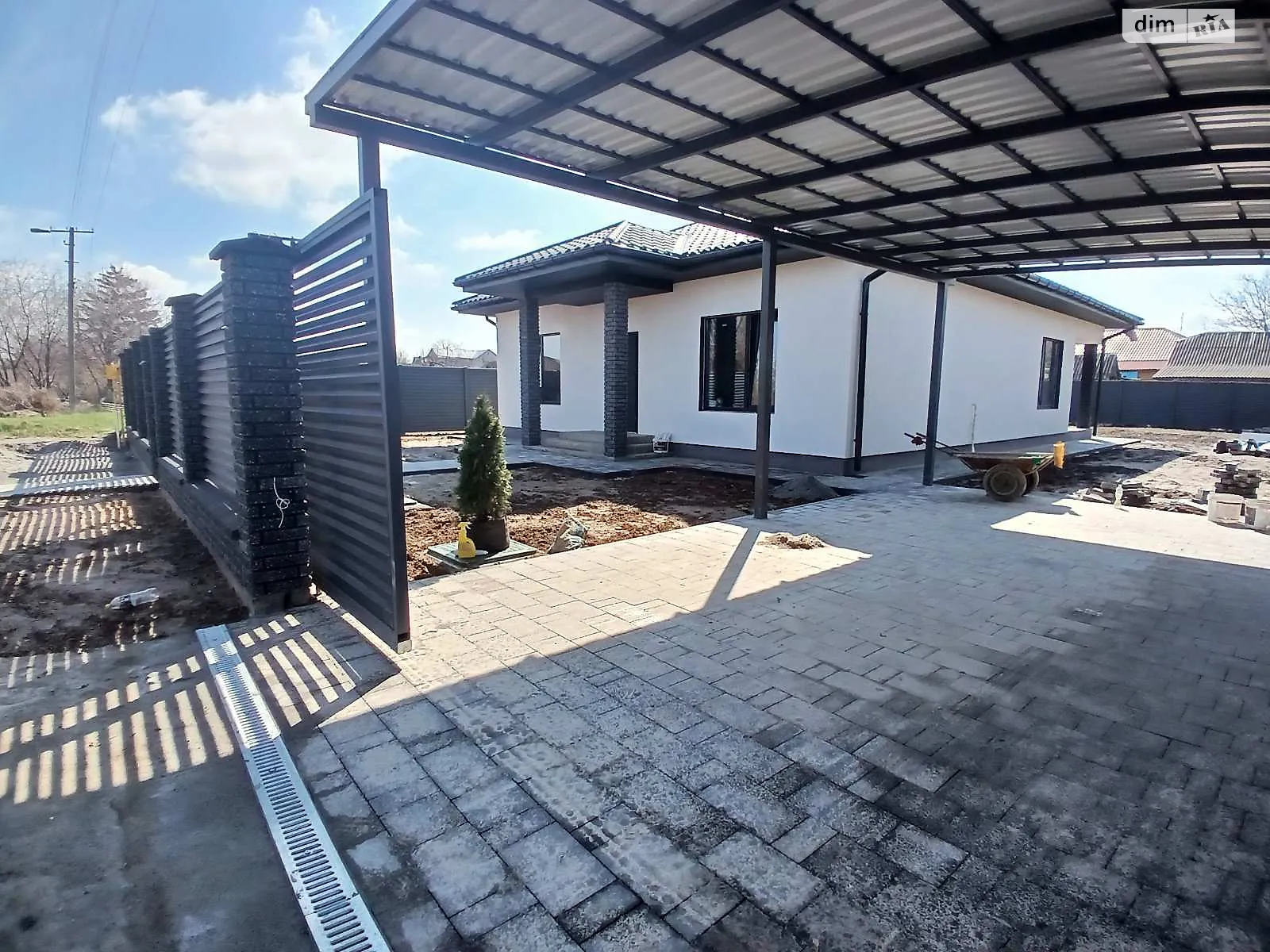 Продается одноэтажный дом 110 кв. м с балконом, цена: 107000 $ - фото 1