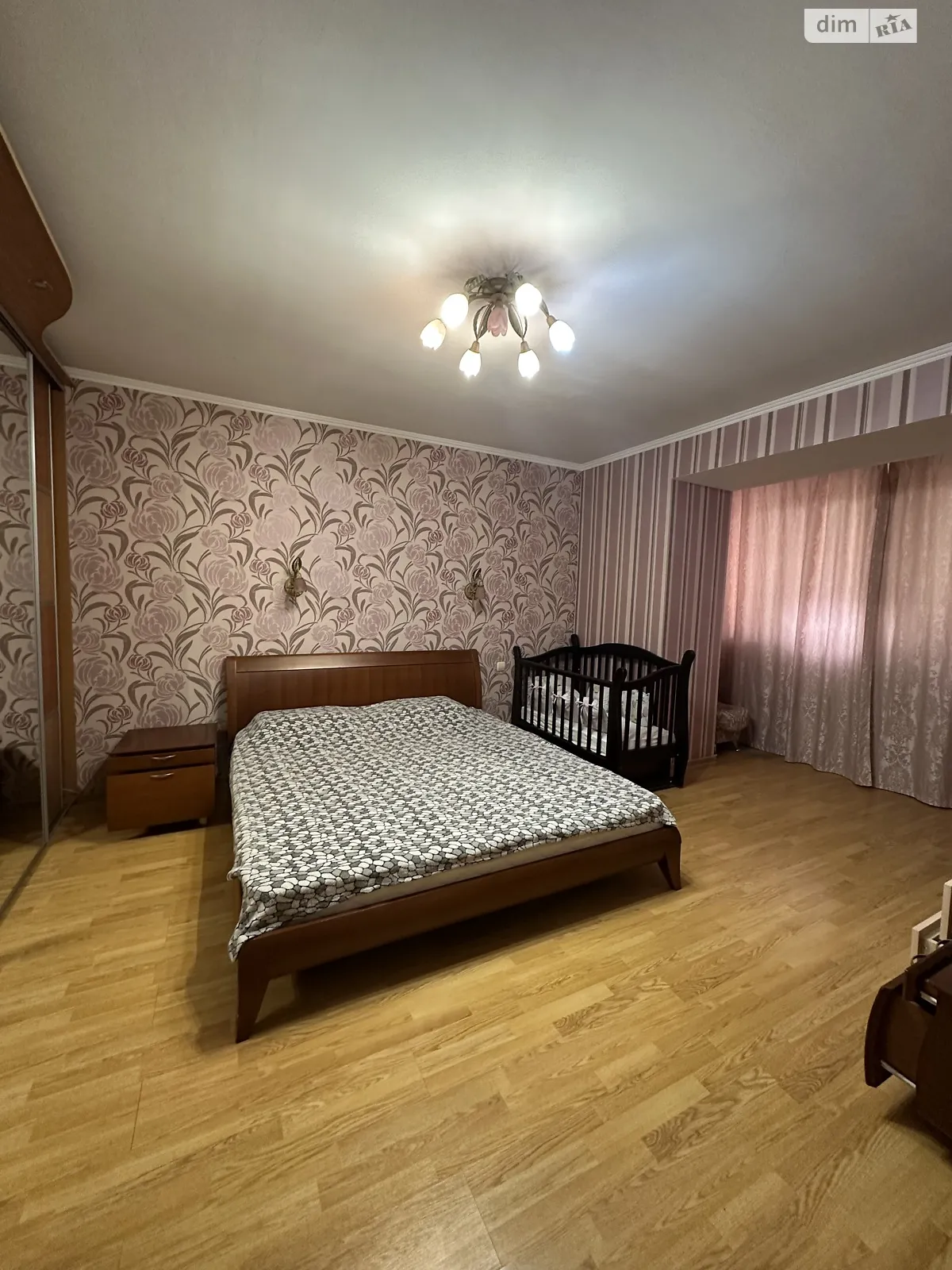 Продается 3-комнатная квартира 85.9 кв. м в Хмельницком, ул. Владимирская, 65 - фото 1