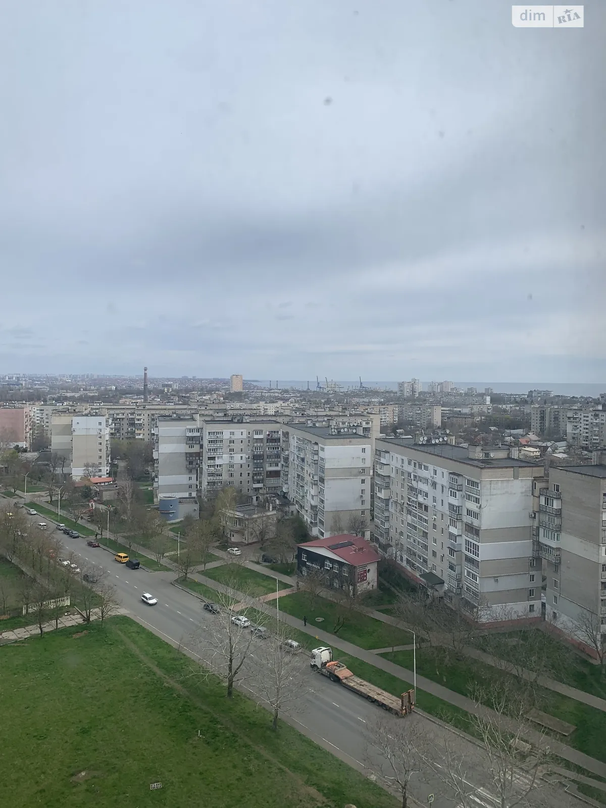 Продається 3-кімнатна квартира 104 кв. м у Чорноморську, вул. Парусна - фото 1