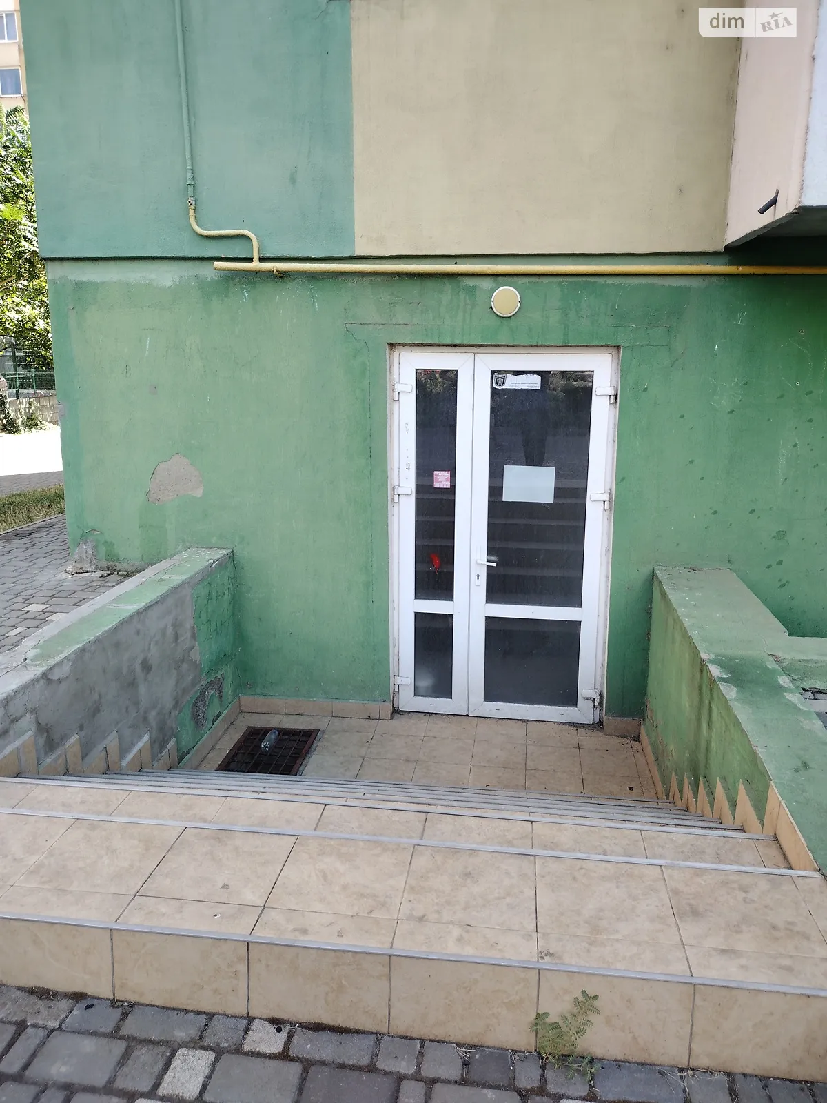Здається в оренду приміщення вільного призначення 106 кв. м в 10-поверховій будівлі, цена: 16000 грн - фото 1