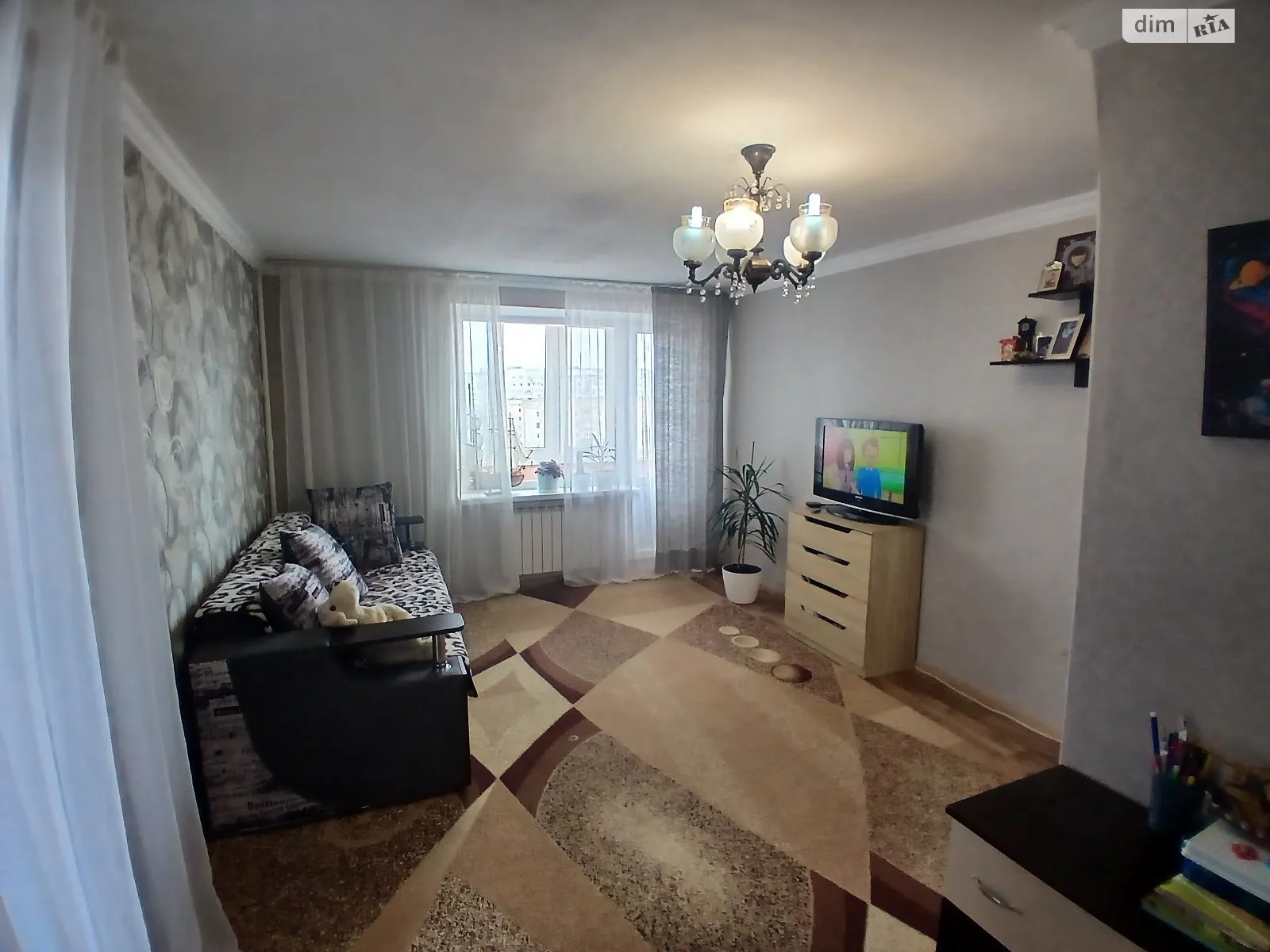Продается 1-комнатная квартира 38 кв. м в Кропивницком, ул. Государственности(Жадова Генерала) - фото 1