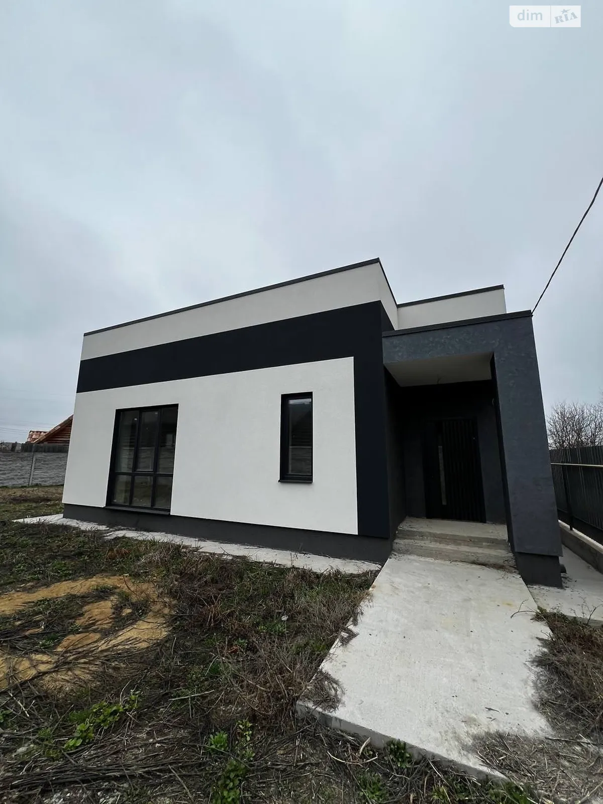 Продається одноповерховий будинок 110 кв. м з ділянкою, цена: 130000 $ - фото 1