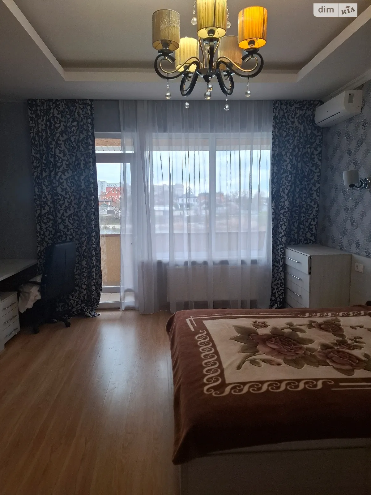 Продается 2-комнатная квартира 70 кв. м в Харькове, ул. Клочковская, 258 - фото 1