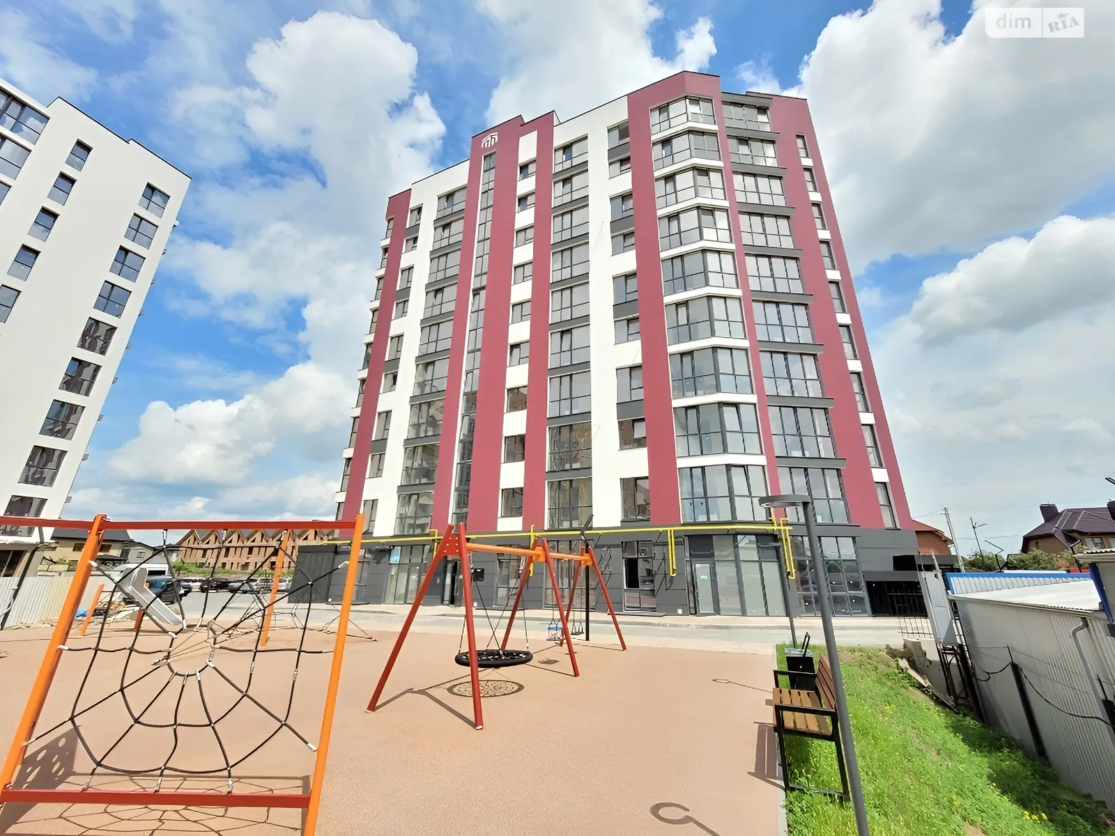 1-комнатная квартира 47.9 кв. м в Луцке, просп. Возрождение - фото 1